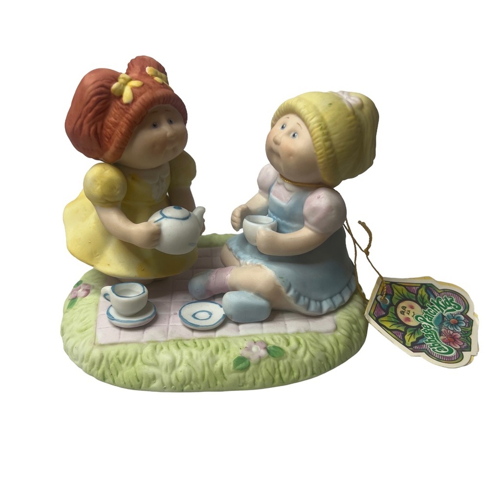 Vintage Cabbage Patch Figurine “Tea Party”